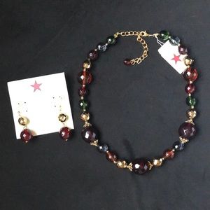 NWT Multicolored beaded necklace with earrings